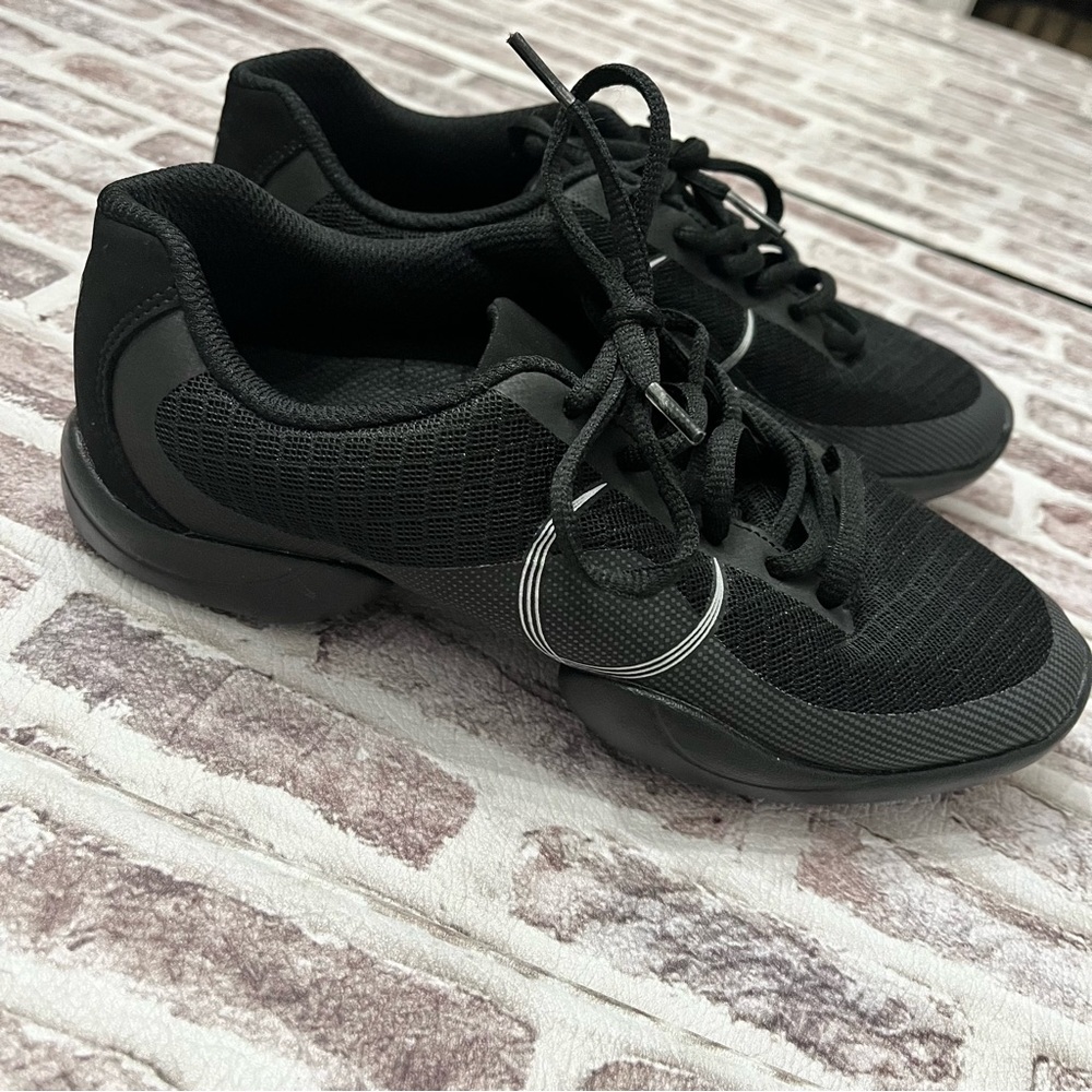 Bloch Hip Hop Dance Women's Troupe Split Sole Dance Sneaker 8.5 SO598G